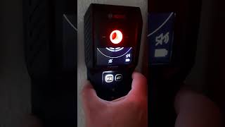 Bosch Pro GMS 120-27 Detector in action 1 (read the text)