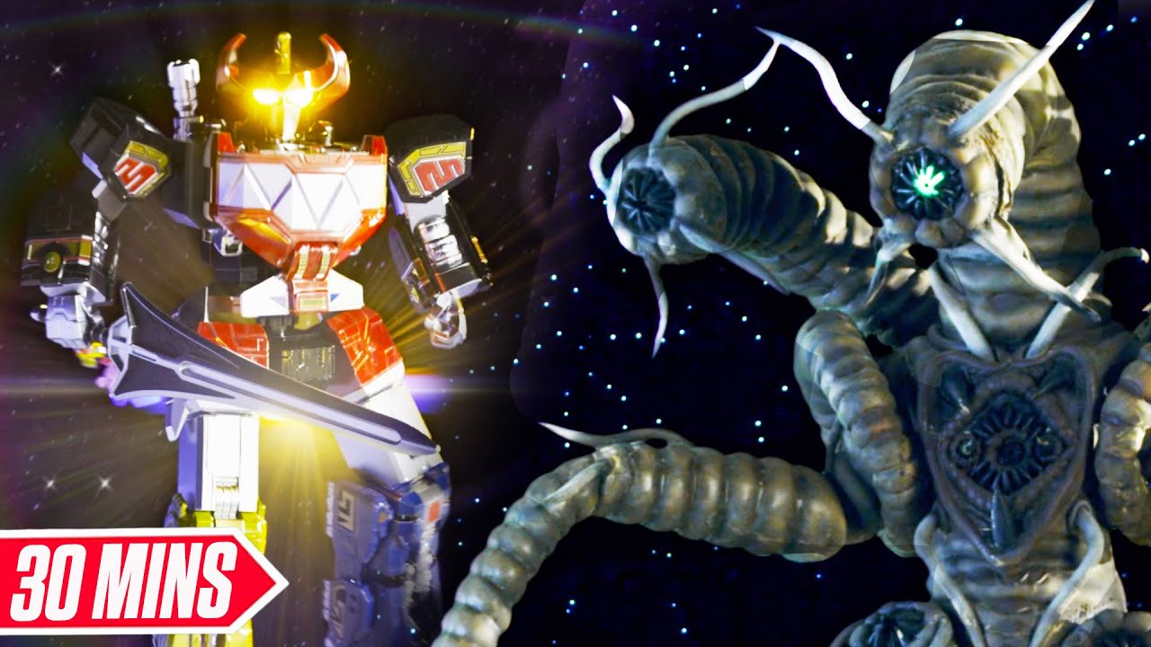Power Rangers Megazord vs BOSS Bug Fight 💥 | Epic Megazord Battles | Cosmic Fury Mini Movie