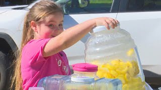 7-Year-Old Girl Sells Lemonade to Pay for Mom’s Tombstone