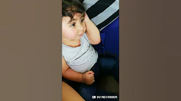 ابني همومو مبلشة بكير شوي هيك كانت ردة فعله على اغنية جوزيف عطي لحظة 