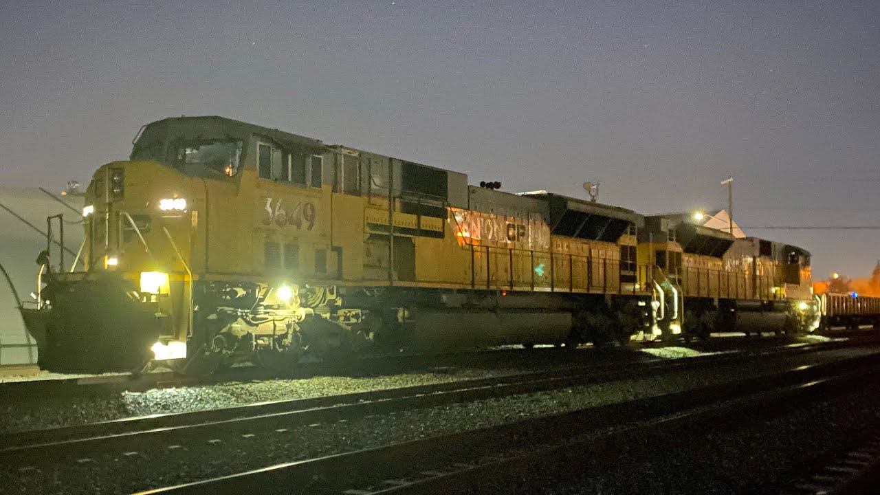 EX UP SD90MAC’s Lead Ballast Train!!! CP 3649 & CP 3712 Leads BAL-01 South at Ramsay, Calgary AB.