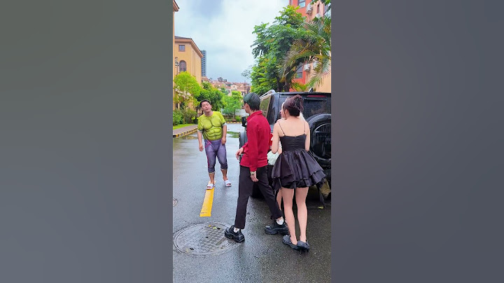 白天使和小丑救黑天使。#小丑 #天使 #超人不会飞 #shorts
