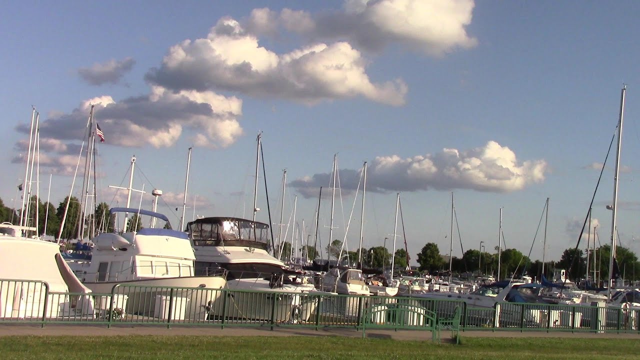 Ambient Sounds and Sights of a Marina McKinley Marina in Milwaukee