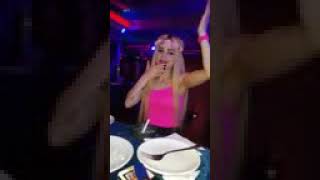 Leyla Batur Süper Bir Ses /Düştüm Dara Beladayım Anney/