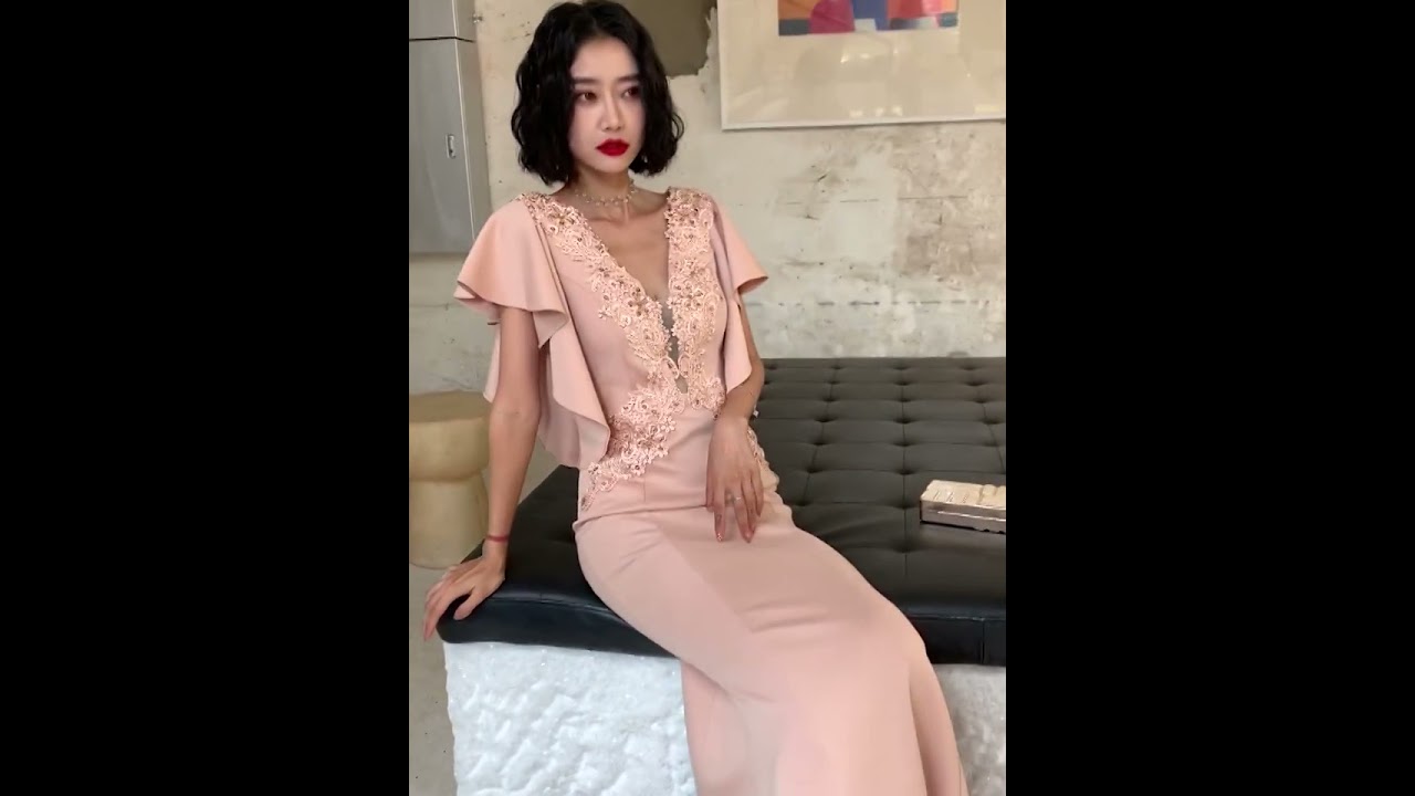 Pink Satin Mermaid Formal Dress With Appliques Noble Floor Length Zipper Back Deep V neck