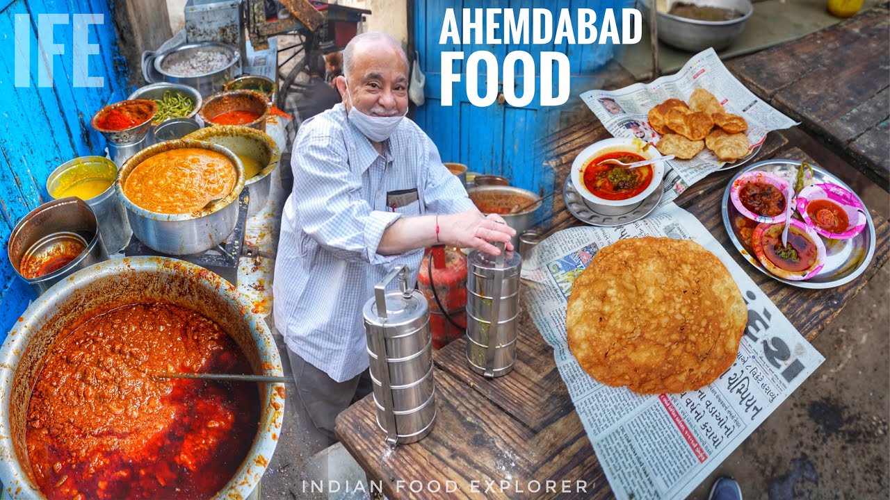 Indian Street Food | Early Morning Breakfast Of Ahemdabad  | Puri Sabji & Dal Pakwan
