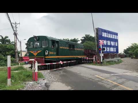 D10H-020 kéo tàu