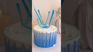 A brilliant idea for cake decoration featuring a combination of blue and white #shorts #tutorial