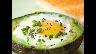 Baked Eggs in Avocado Baked Eggs in Avocado