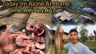 Dinner With A Very Big Fish || Snakehead Murrel Fish 😳 || Living Alone In A Village 😢 Village Life