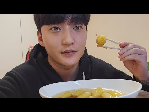 열빙어 알을 품은 <strong>한치</strong> 코모치야리이까 ASMR 먹방