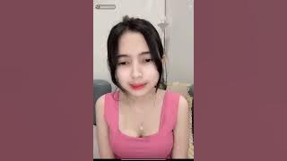 TikTok Bigo Hot Live Belahan susu pink mulus montok empuk pulen tembem nafsuin bgt bikin tegang