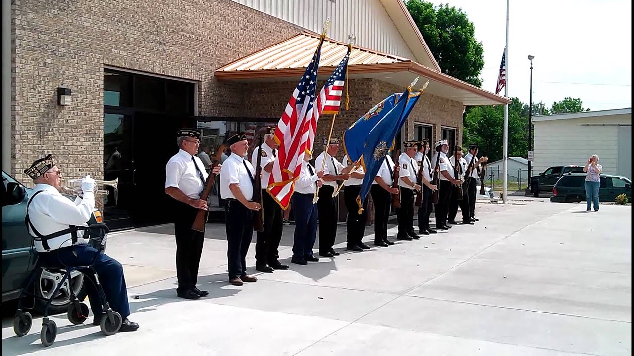 Memorial Day 21 Gun Salute - YouTube