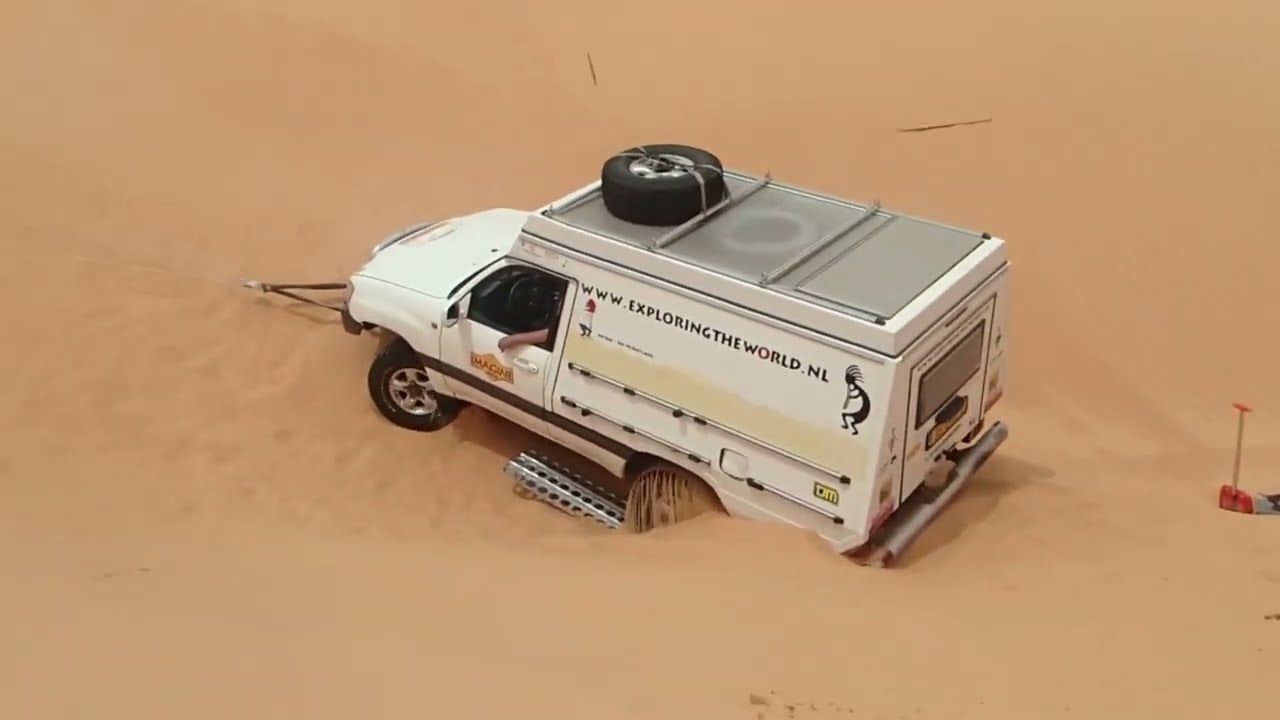 Exploring Tunisia Sanddunes Sif Essouane