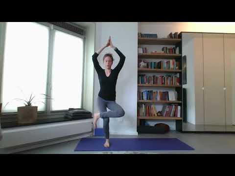 Video: Wat Heb Je Nodig Om Hatha Yoga Te Gaan Doen?