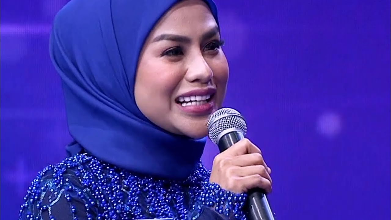 Hijrahnya Noorlia seorang DJ karena sudah merasa cape dengan dunia malam, kini sudah menutup aurat