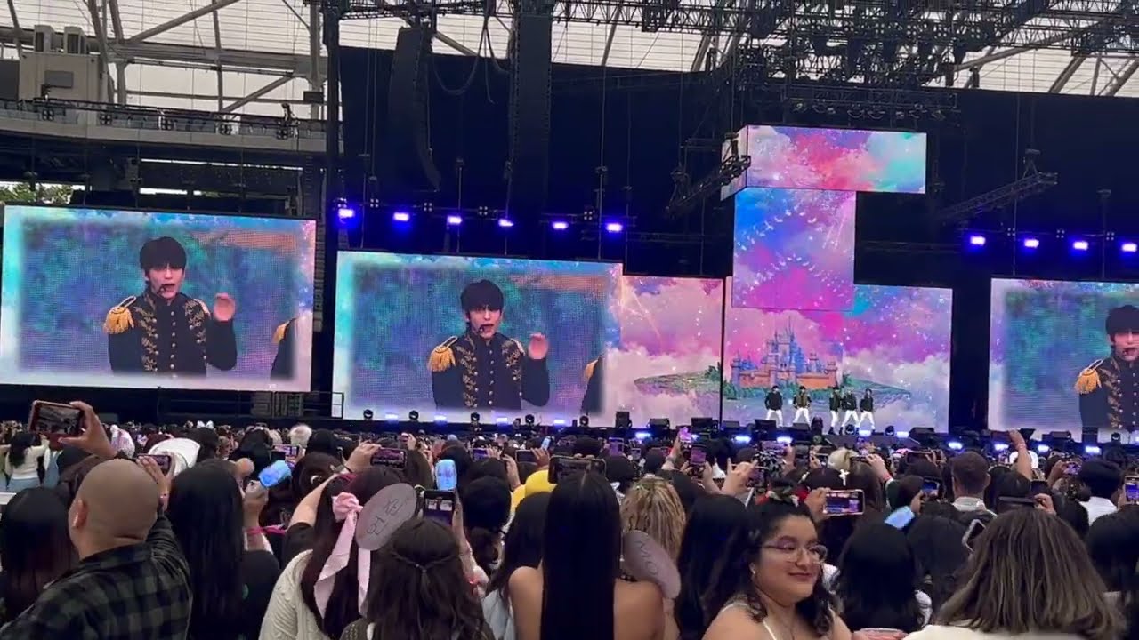 TXT - Blue Hour (Live in LA 05/28/23)