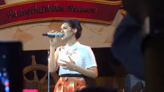 Raisa - Bersinar LIVE at CoopFest 2014