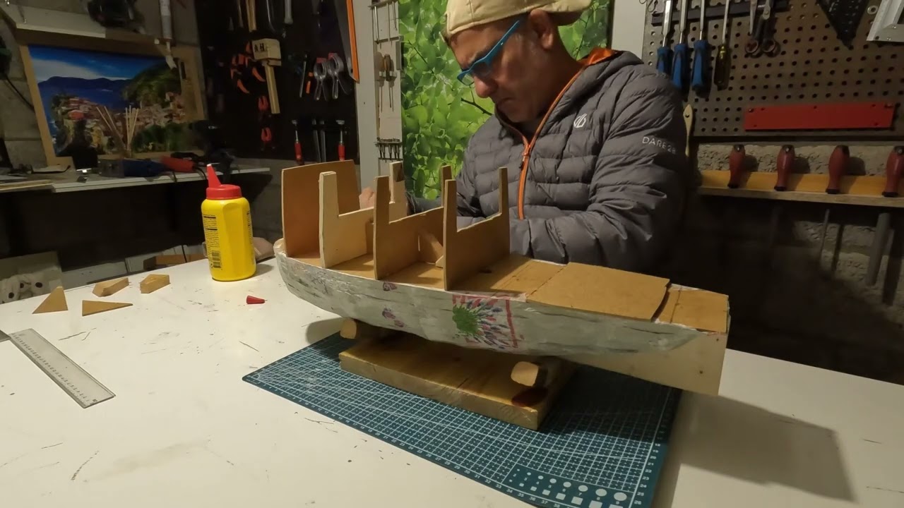 .My first VICTORY model ship, part 1. بناء سفينة خشبية ( موديل فيكتوري ) #hmsvictory  #shipmodeling