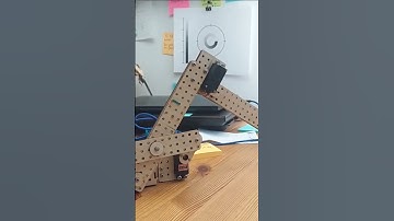 a couple of servos and an Arduino board make a robot arm