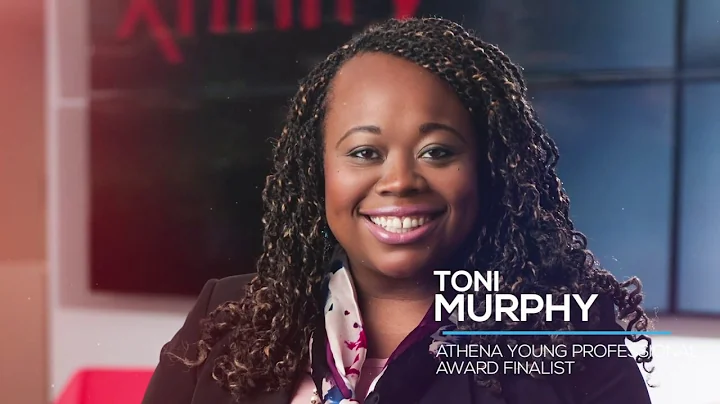Toni Murphy receiving the 2018 ATHENA Young Profes...