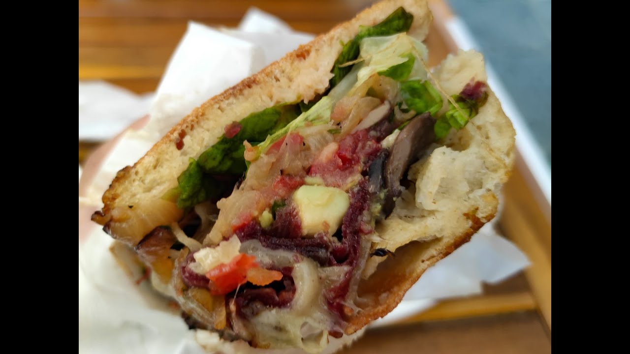 Street Food in Paris / 