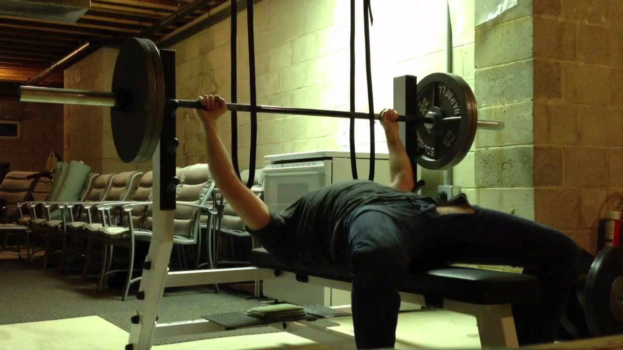 Bench press fail 225 YouTube