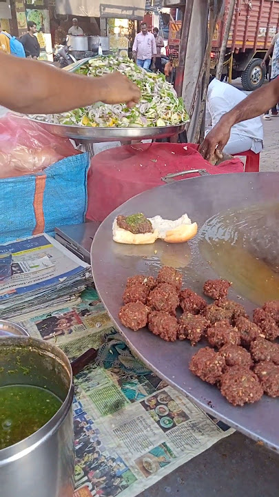 JJ Kabab pav #streetfood #easyfoodtomakeathome #streetkiduniya #food #howtomakeandabhurji #foodie