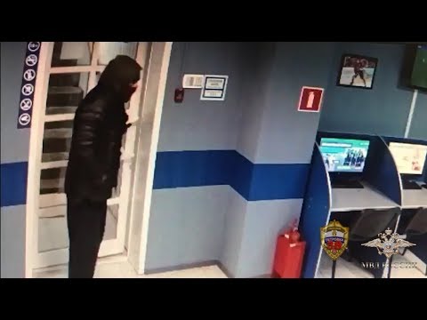 Сотрудники полиции северо-запада столицы задержали подозреваемого в разбое