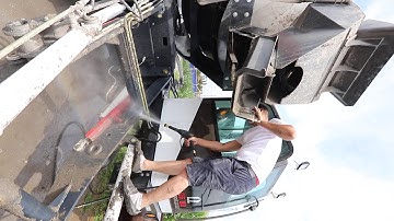 3.5cbm self loading concrete mixer truck with new design