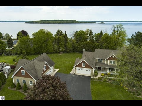 1453 Braemar Drive, Traverse City, MI home video tour