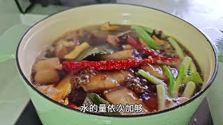 陕西特色美食肉夹馍，这么做才能馍酥肉香，真的是太好吃了