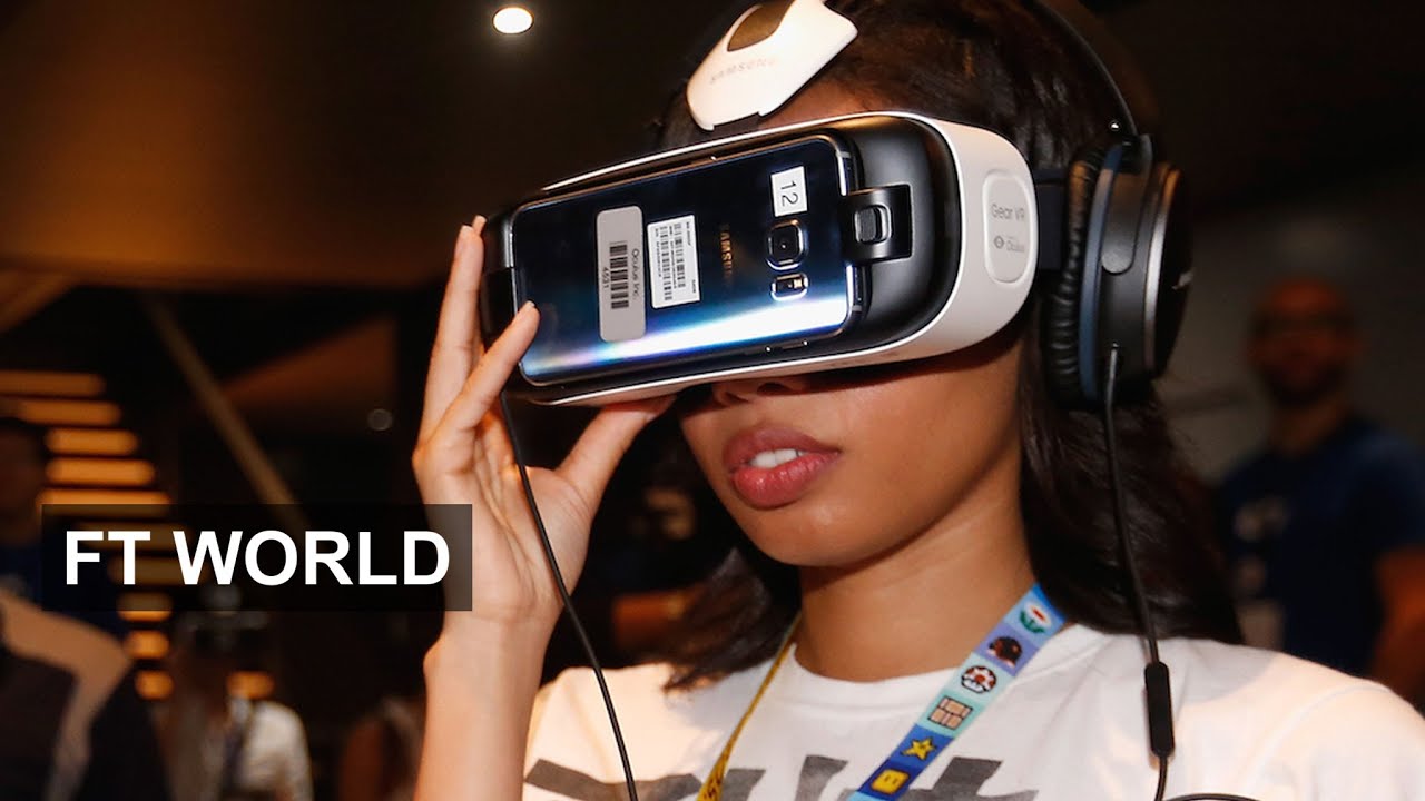 Things vr. С ТНТ девушка виртуальной реальности. VR in Entertainment. Виртуальная реальность в экономике.