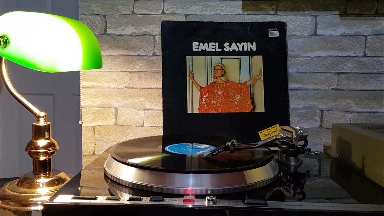Emel Sayın Albüm ismi :"Emel Sayın 76" Şarkı ismi :"Deli Gibi Sevdim"🥰😘#vinly #music #plak #longplay Emel Sayın Albüm ismi :"Emel Sayın 76" Şarkı ismi :"Deli Gibi Sevdim"🥰😘#vinly #music #plak #longplay