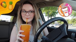 TRYING DUNKIN'S NEW MANGO PINEAPPLE REFRESHER