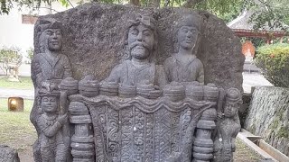 Vihara Mendut - Sculpture