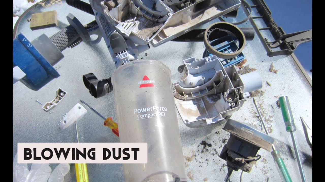 Bissell Compact Upright Vac *blowing Dust* YouTube