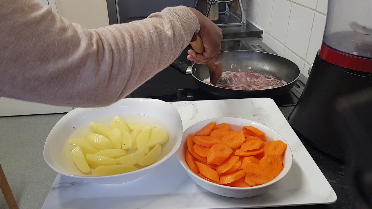ETHIOPIA FOOD /HOW TO MAKE POTATO WITH / CARROTS /ድንች በካሮት - YouTube