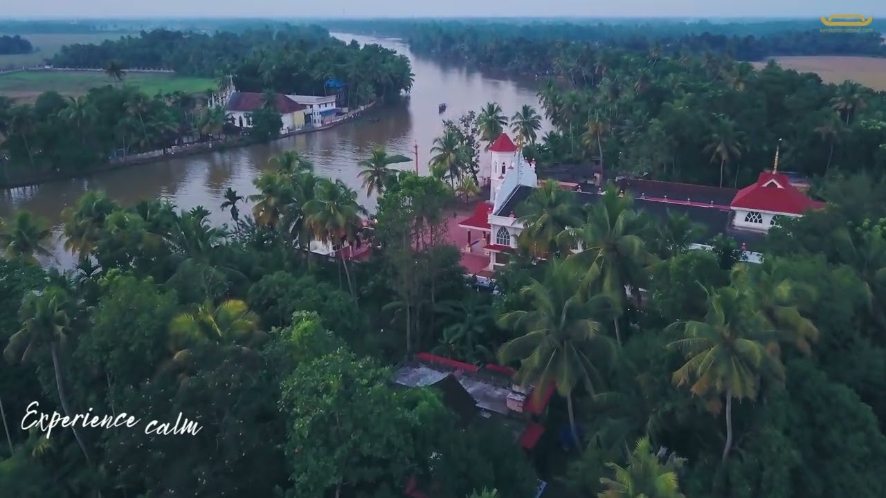 Kumarakom Backwaters | Kerala Houseboat Experience & Village Life