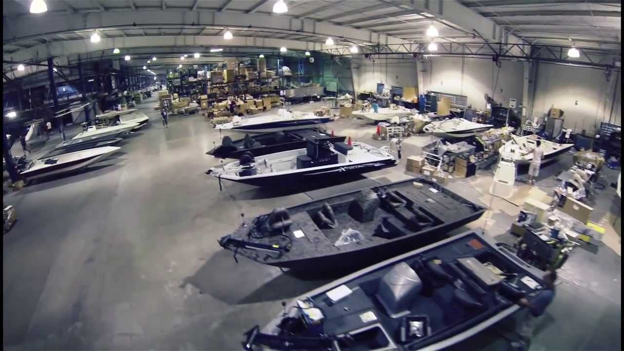 xpress boat factory tour