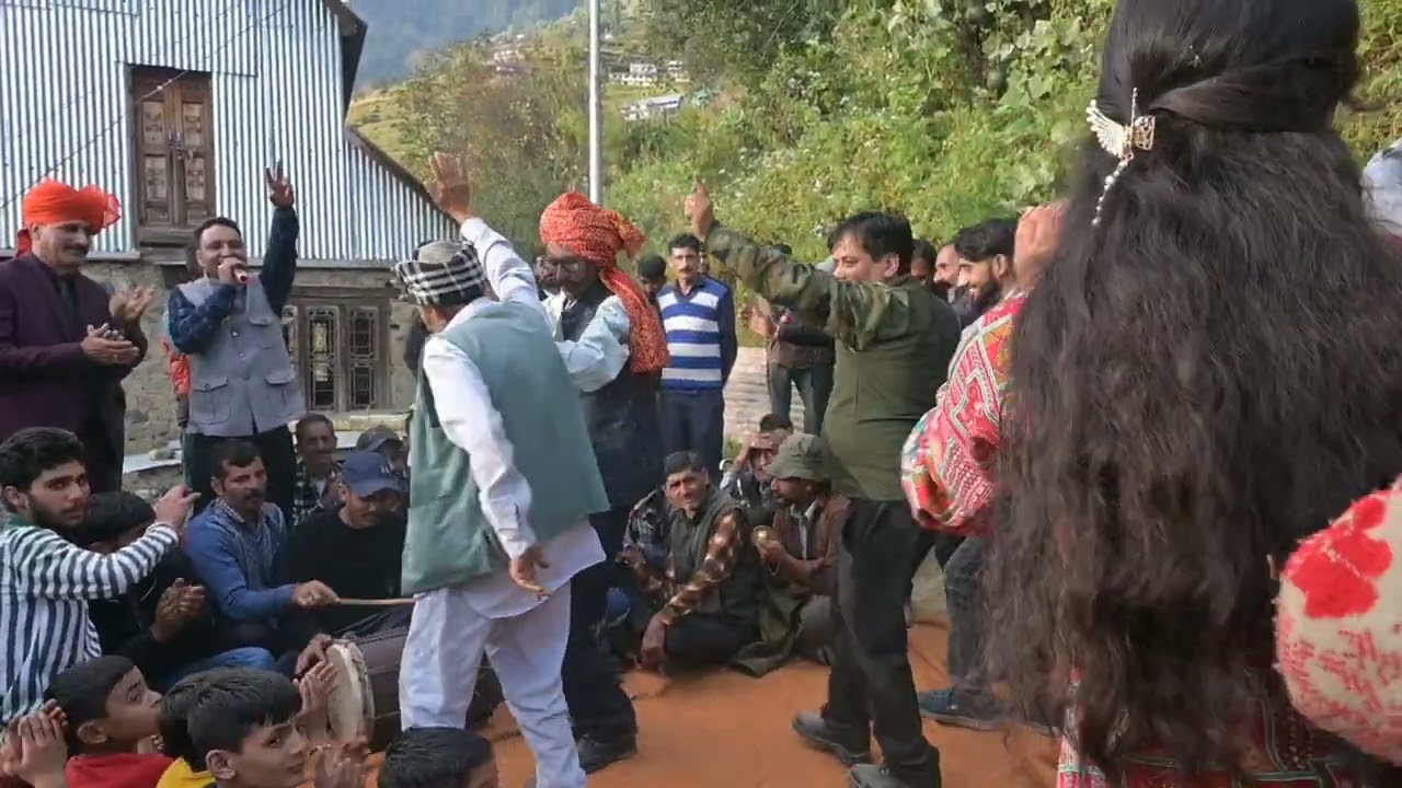 Super dance on pogli bansari in ID retirement party at senabathi #dance #desiculture #pogalparistan 