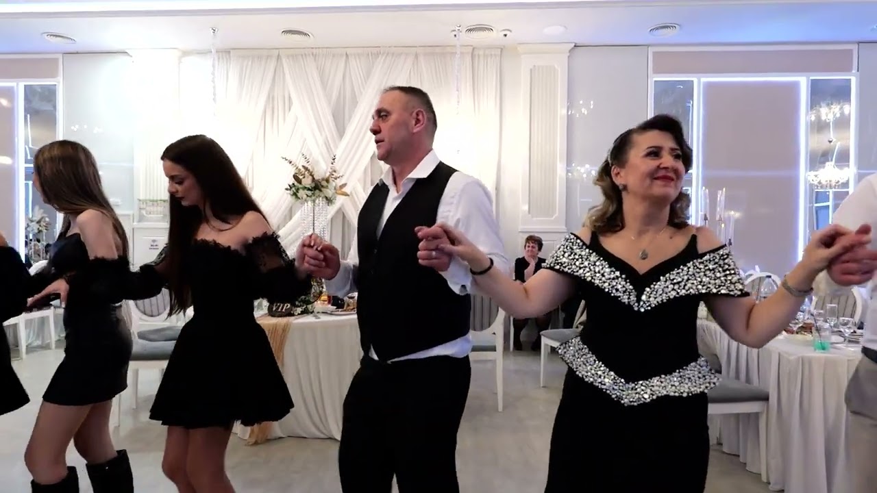 MAJORAT GEMENE Iustina si Cristina 7