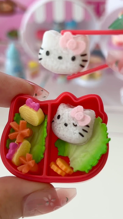Cutest mini ever! 🍱 Making Hello Kitty bento and sushi rice! #miniverse #hellokitty #mini #sanrio