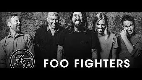 Foo Fighters - Intro & I'll Stick Around - Live in Singapore 26.08.2017