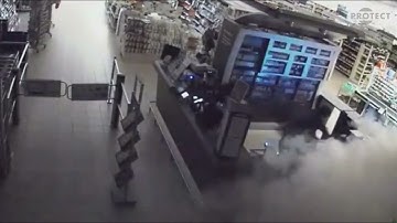 Robbers vs. fog security - Compilation of CCTV - PROTECT