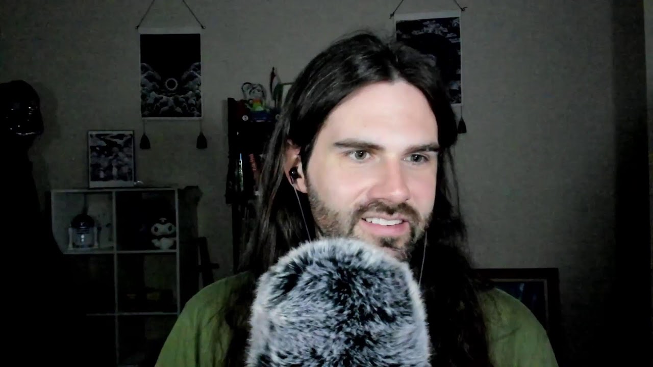 ASMR: Amerikai probál magyarul beszélni