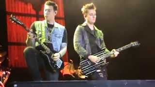 Avenged Sevenfold - Critical Acclaim (live at Memphis in May)