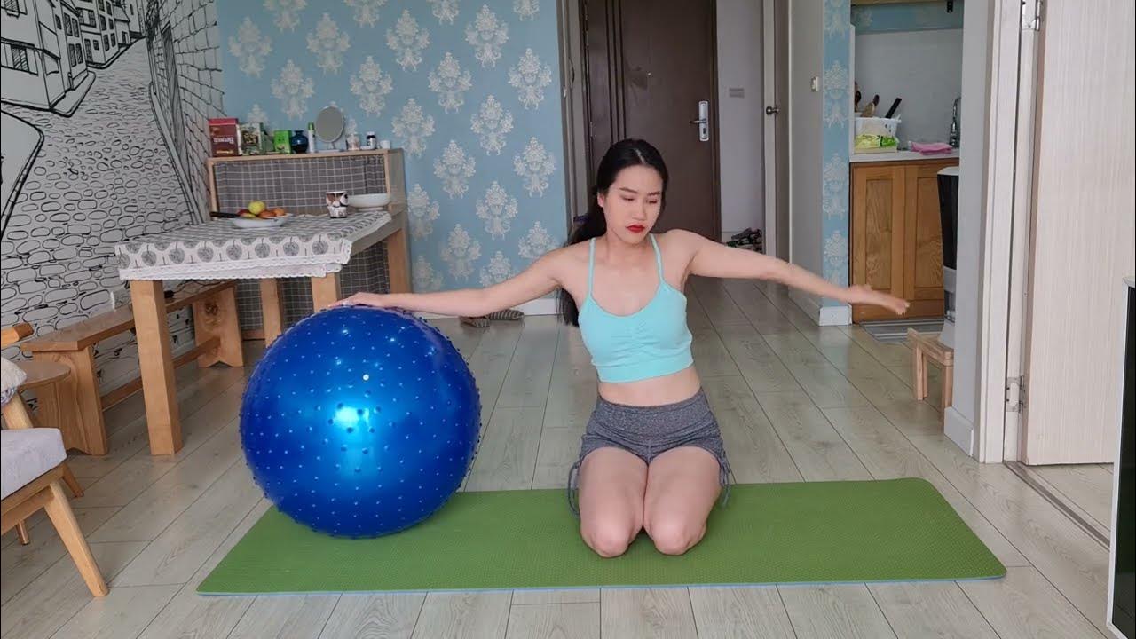 Yoga & Gymnastics at Home with Sohee Yoga 2 Minute Beginner Exercise
