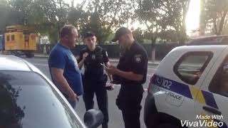 Осторожно!!!Полицейский Ударивший Человека На Детской Площадке Снова При Форме Осторожно!!!Полицейский Ударивший Человека На Детской Площадке Снова При Форме