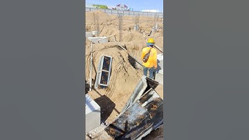 Technical lift column formwork for installation